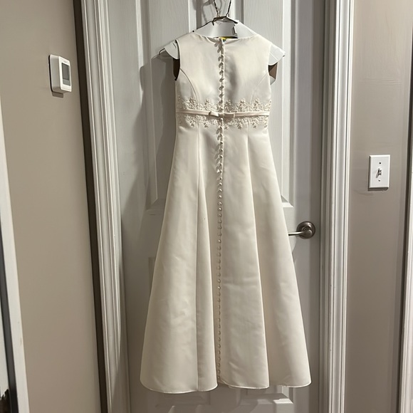 Michelangelo formal dress in off white winter white with stole wrap. - Picture 3 of 13